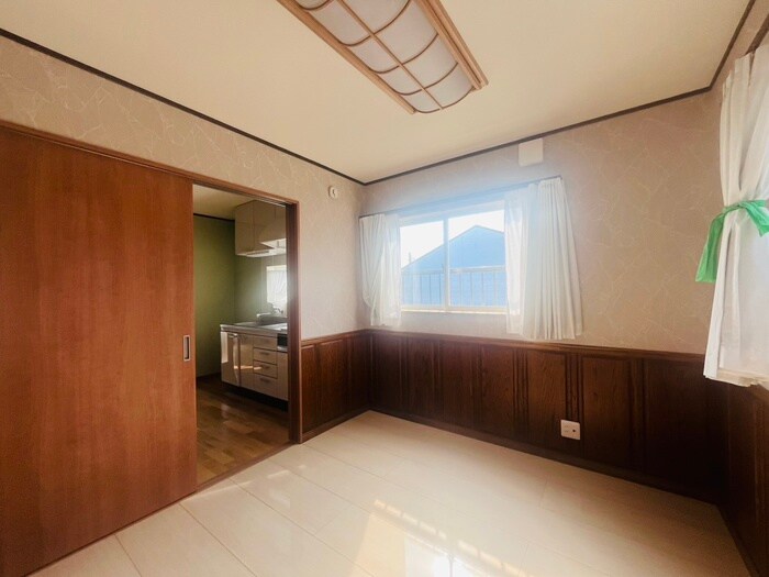 物件内観写真9　(居室)