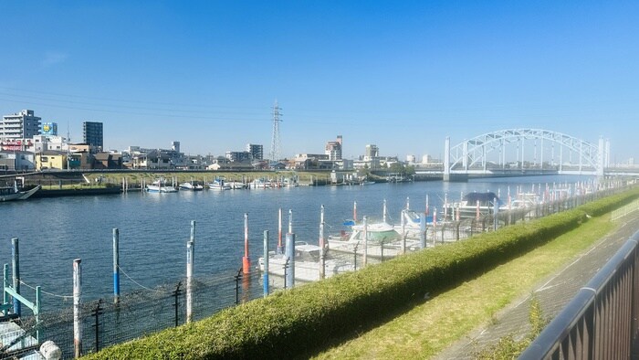 物件外観写真3　(周辺環境)