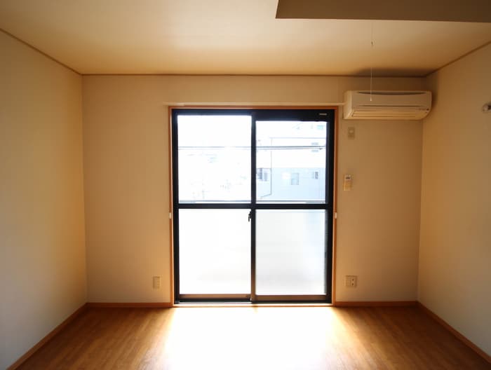 物件内観写真9　(居室)