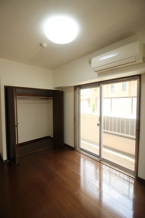 物件内観写真21　(居室)