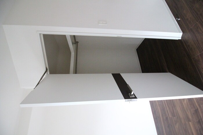 物件内観写真12　(収納)