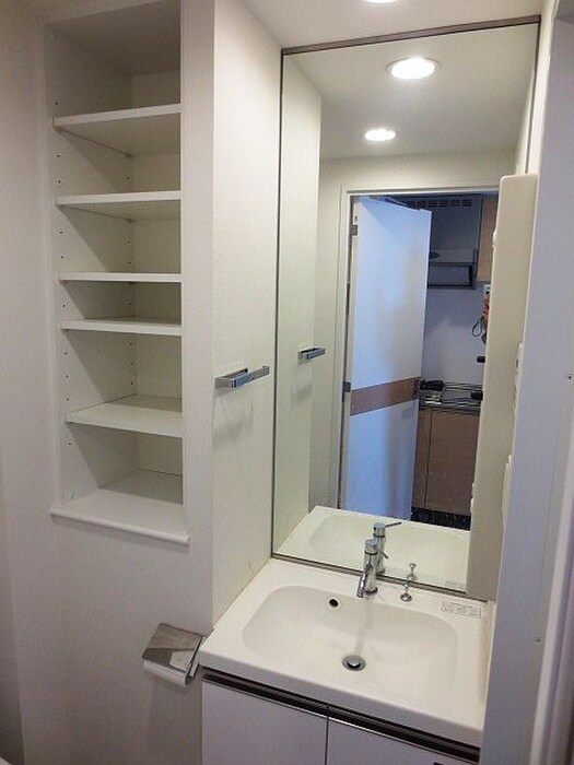 物件内観写真13　(洗面)