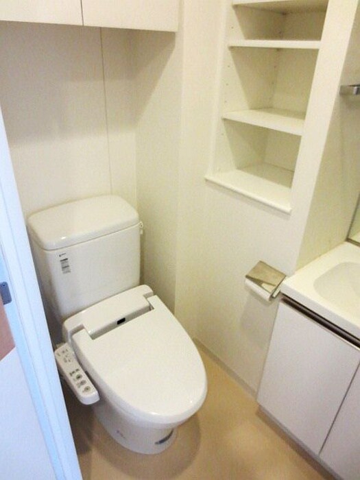 物件内観写真15　(トイレ)