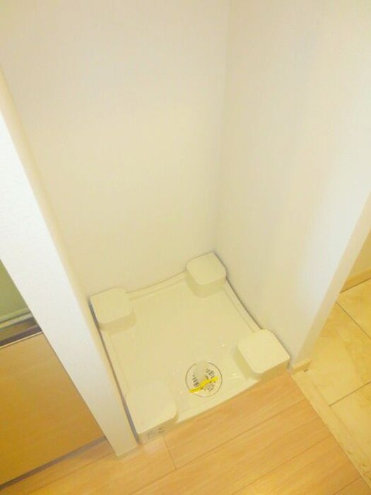 物件内観写真22　(洗濯機置場)