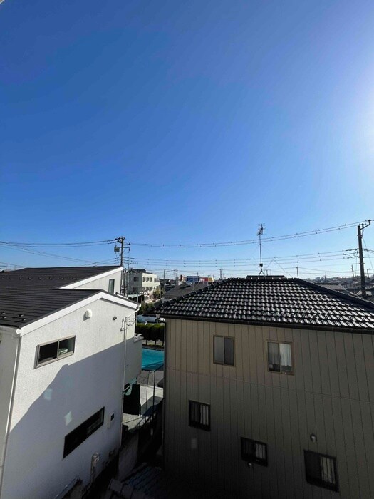 物件内観写真16　(室内からの展望)