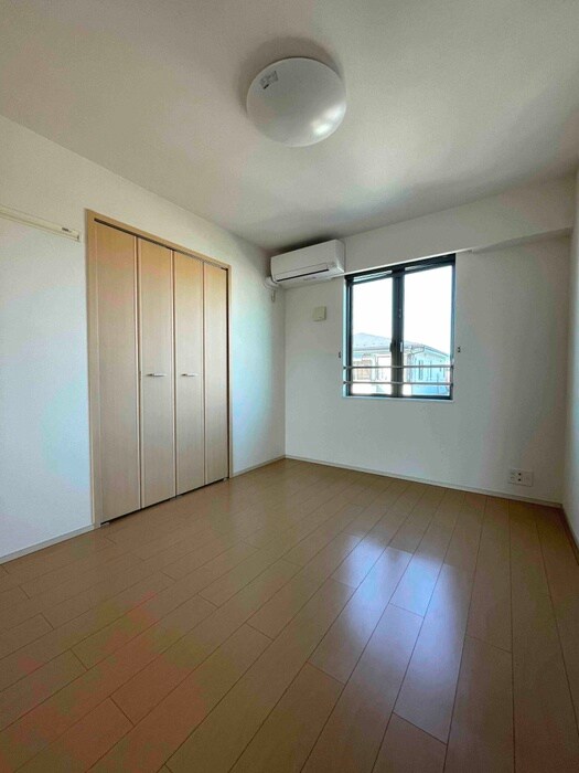 物件内観写真18　(居室)