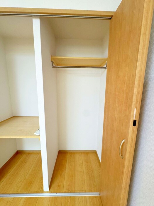 物件内観写真18　(収納)