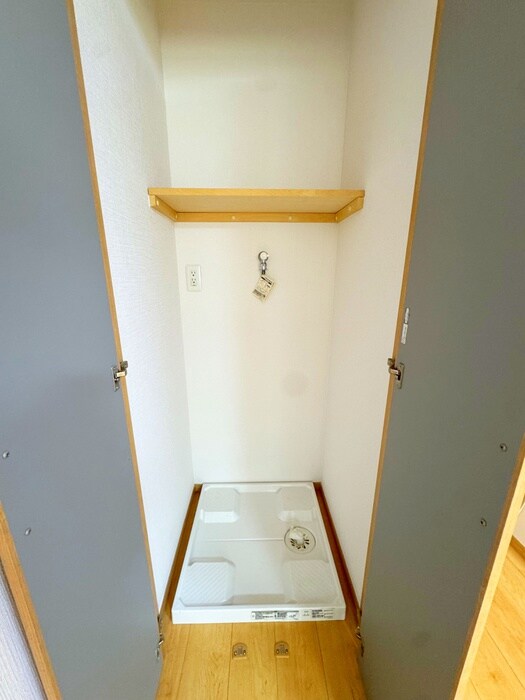 物件内観写真19　(洗濯機置場)