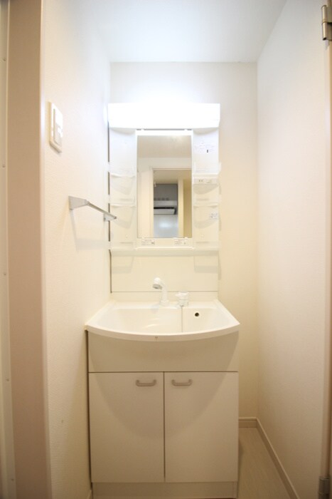 物件内観写真11　(洗面)