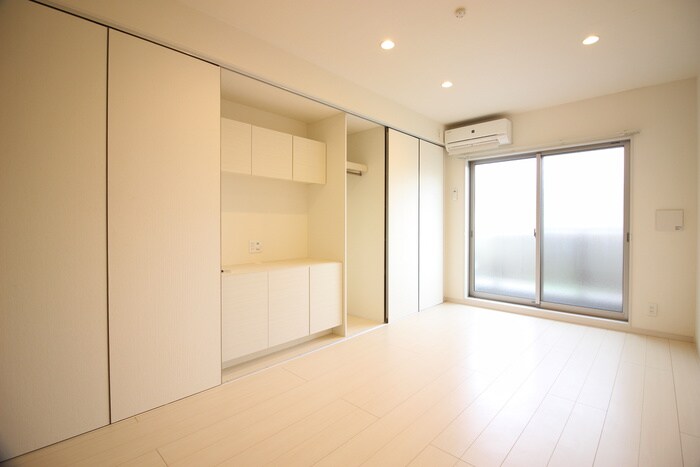 物件内観写真13　(居室)