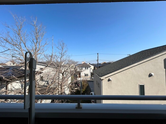 物件内観写真16　(室内からの展望)