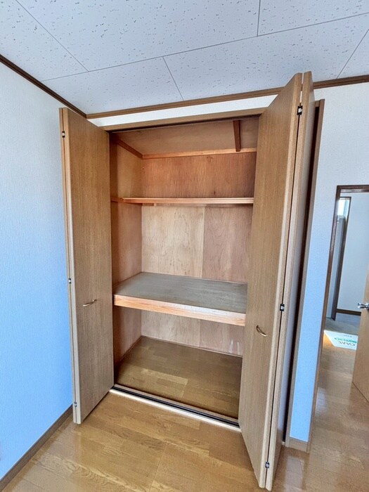 物件内観写真13　(収納)