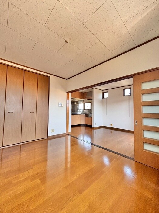 物件内観写真21　(居室)