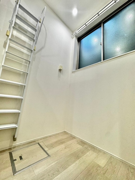 物件内観写真7　(居室)