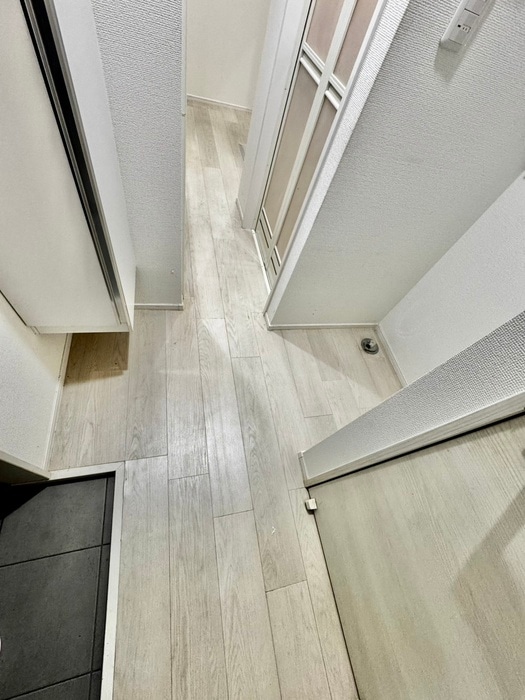 物件内観写真18　(廊下)