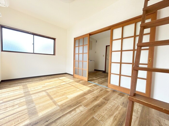 物件内観写真13　(居室)