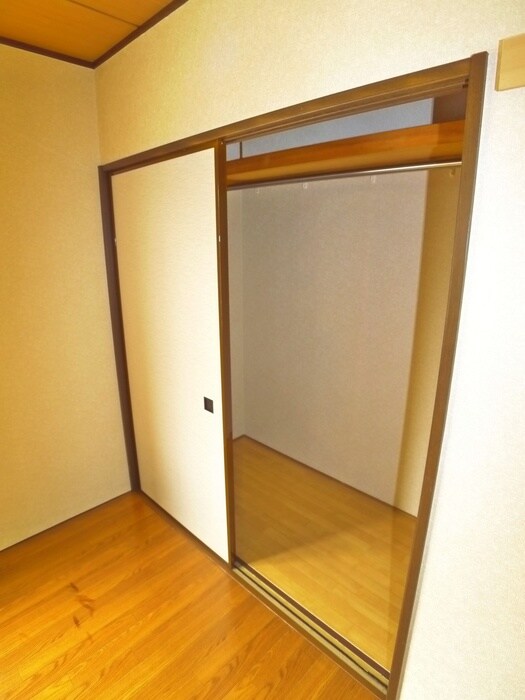 物件内観写真11　(収納)
