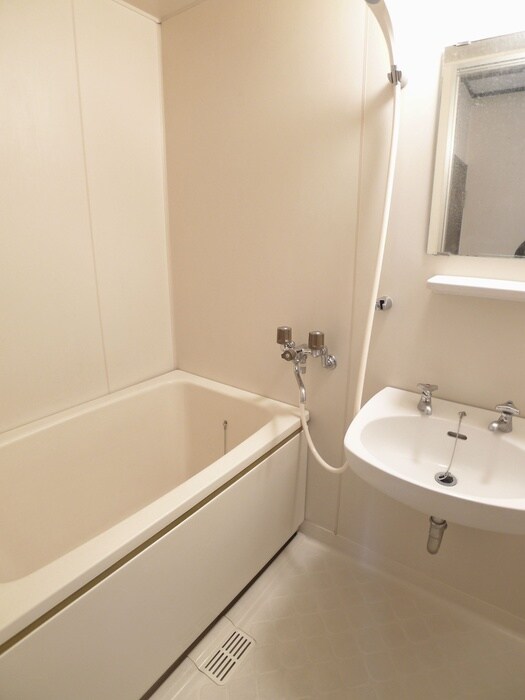 物件内観写真16　(バス／シャワールーム等)