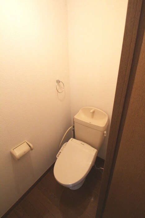 物件内観写真9　(トイレ)