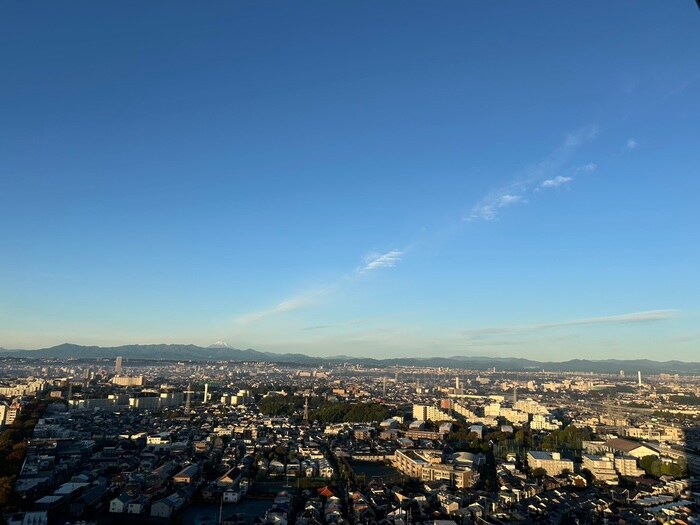 物件内観写真14　(室内からの展望)