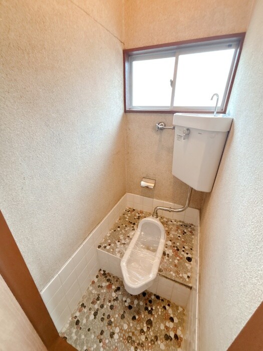 物件内観写真12　(トイレ)