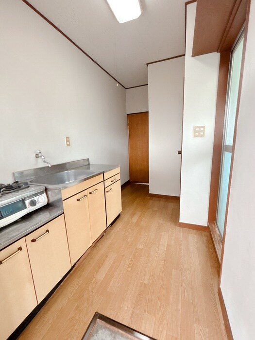 物件内観写真13　(廊下)