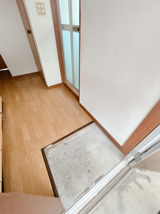 物件内観写真21　(玄関)