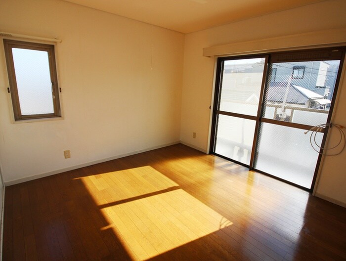 物件内観写真8　(居室)