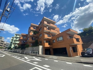 マウンテンハイツ永山外観写真