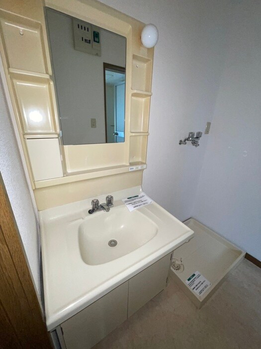 物件内観写真13　(洗面)