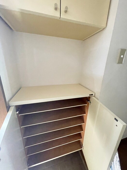 物件内観写真22　(靴箱)