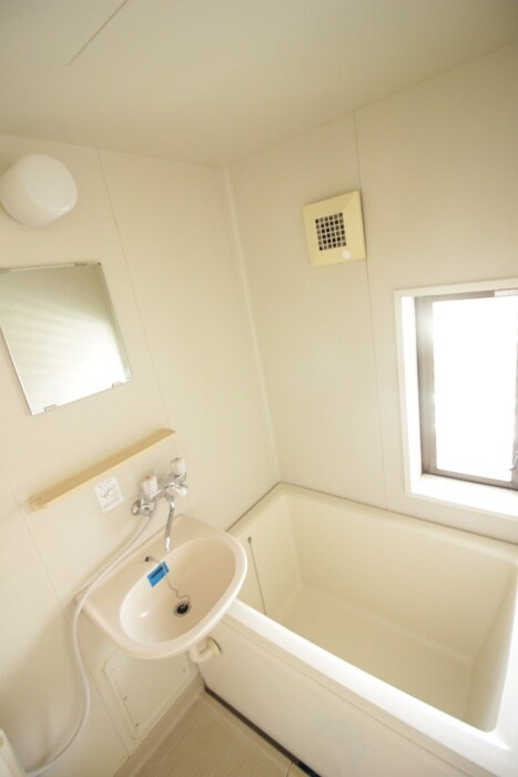 物件内観写真9　(バス／シャワールーム等)