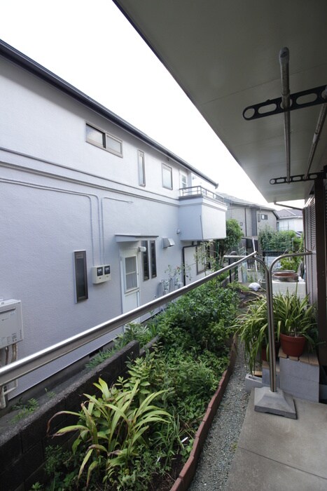 物件内観写真22　(室内からの展望)