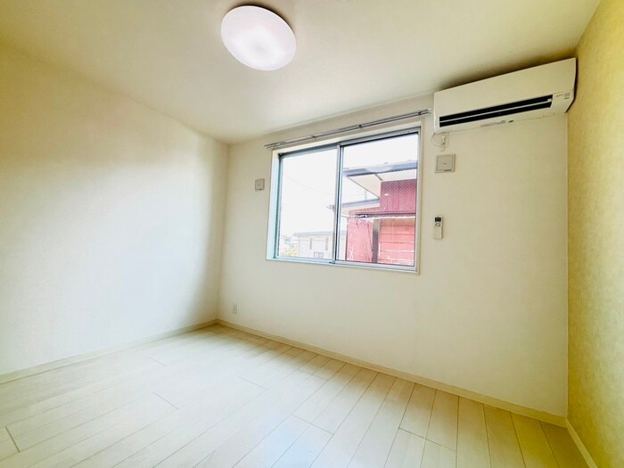 物件内観写真17　(居室)