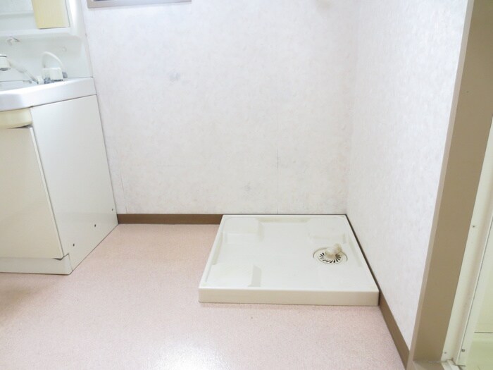 物件内観写真19　(洗濯機置場)