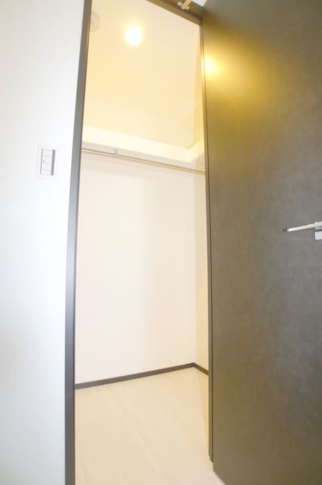 物件内観写真16　(収納)