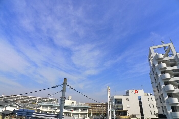 物件内観写真22　(室内からの展望)