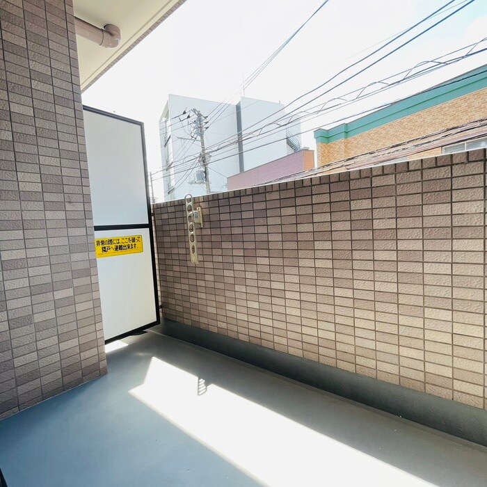 物件内観写真16　(ベランダ・バルコニー)