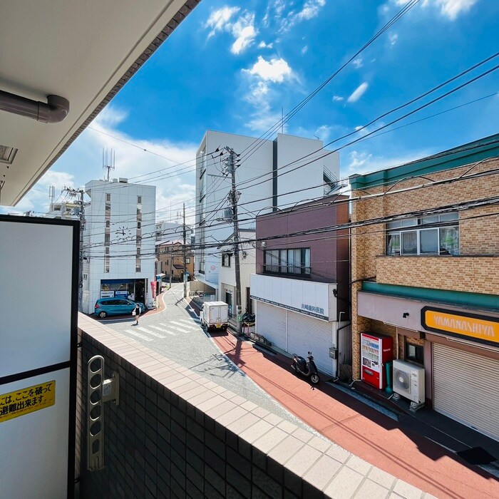 物件内観写真17　(室内からの展望)