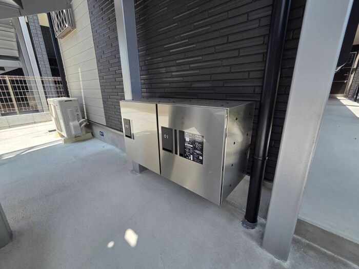 物件外観写真4　(建物設備)