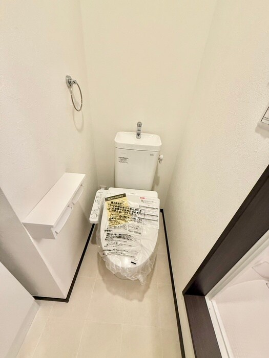 物件内観写真11　(トイレ)