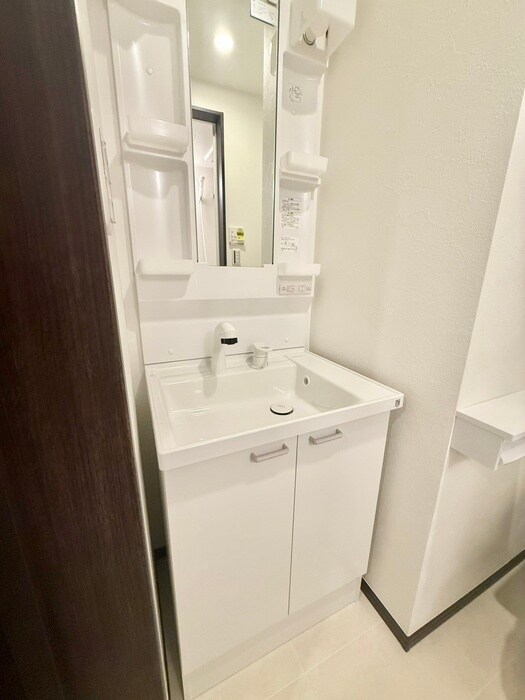 物件内観写真12　(洗面)