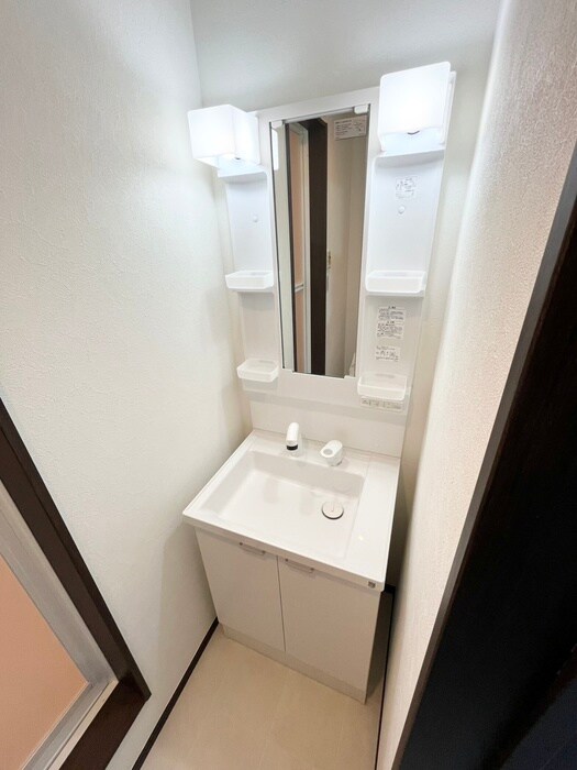 物件内観写真12　(洗面)