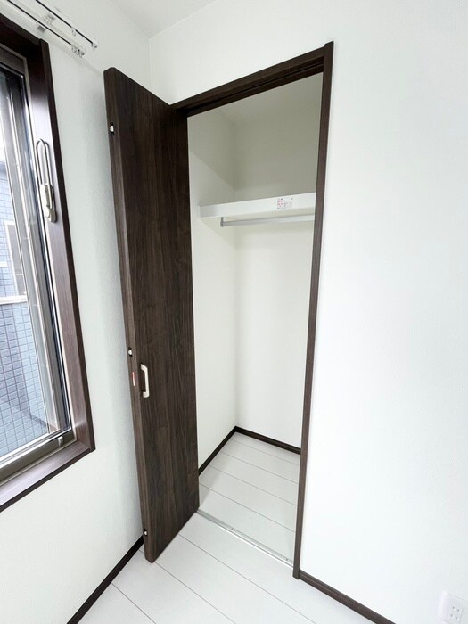 物件内観写真13　(収納)