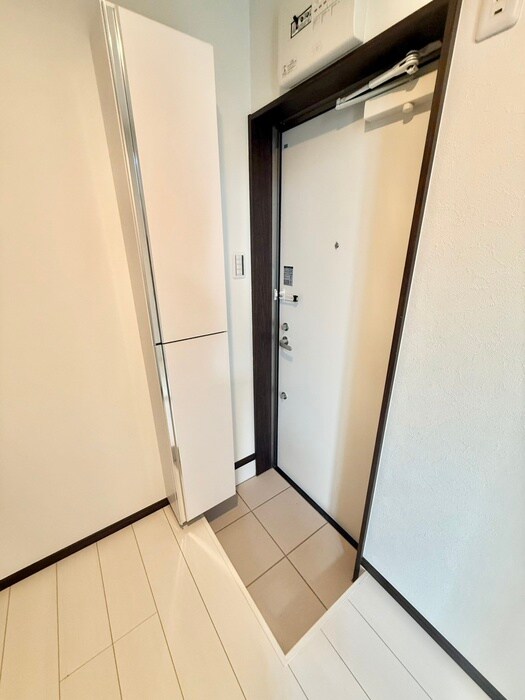 物件内観写真16　(玄関)