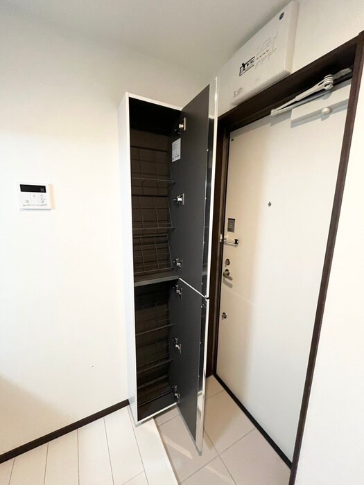 物件内観写真17　(靴箱)