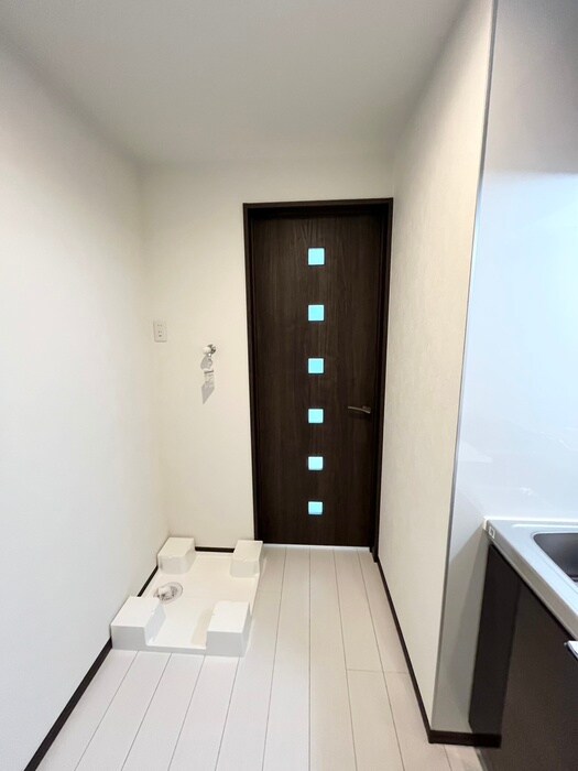 物件内観写真20　(廊下)