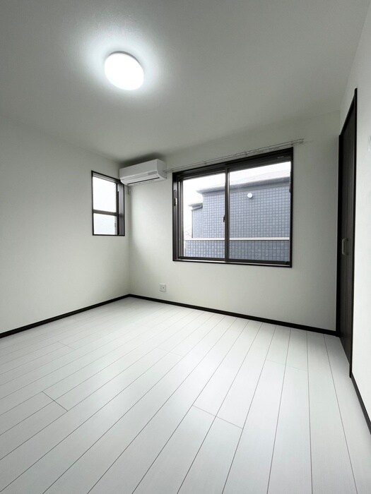物件内観写真21　(居室)