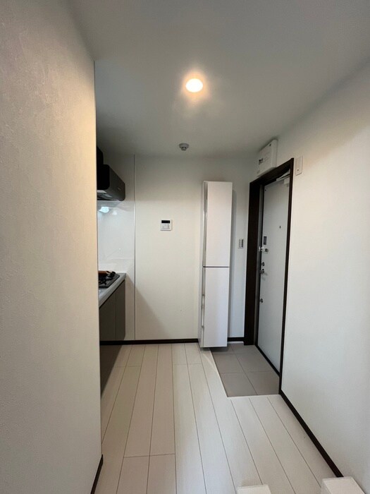 物件内観写真22　(廊下)