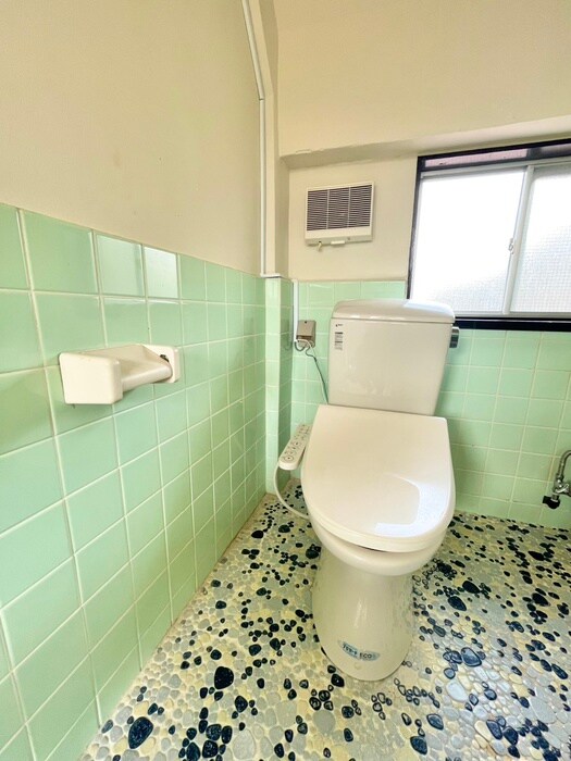 物件内観写真9　(トイレ)